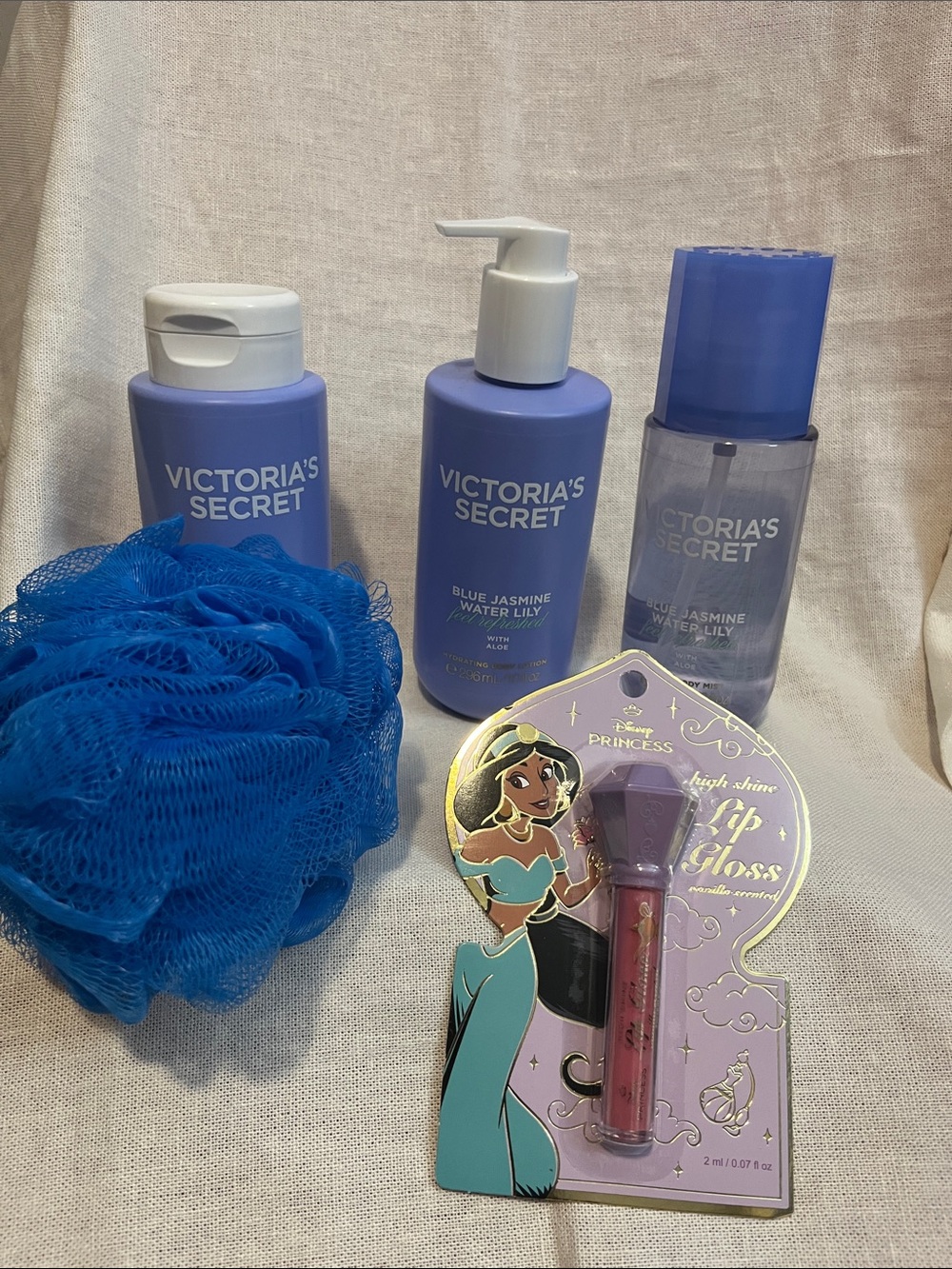 Victoria's Secret Blue Jasmine & Water Lily Bath & Body Bundle